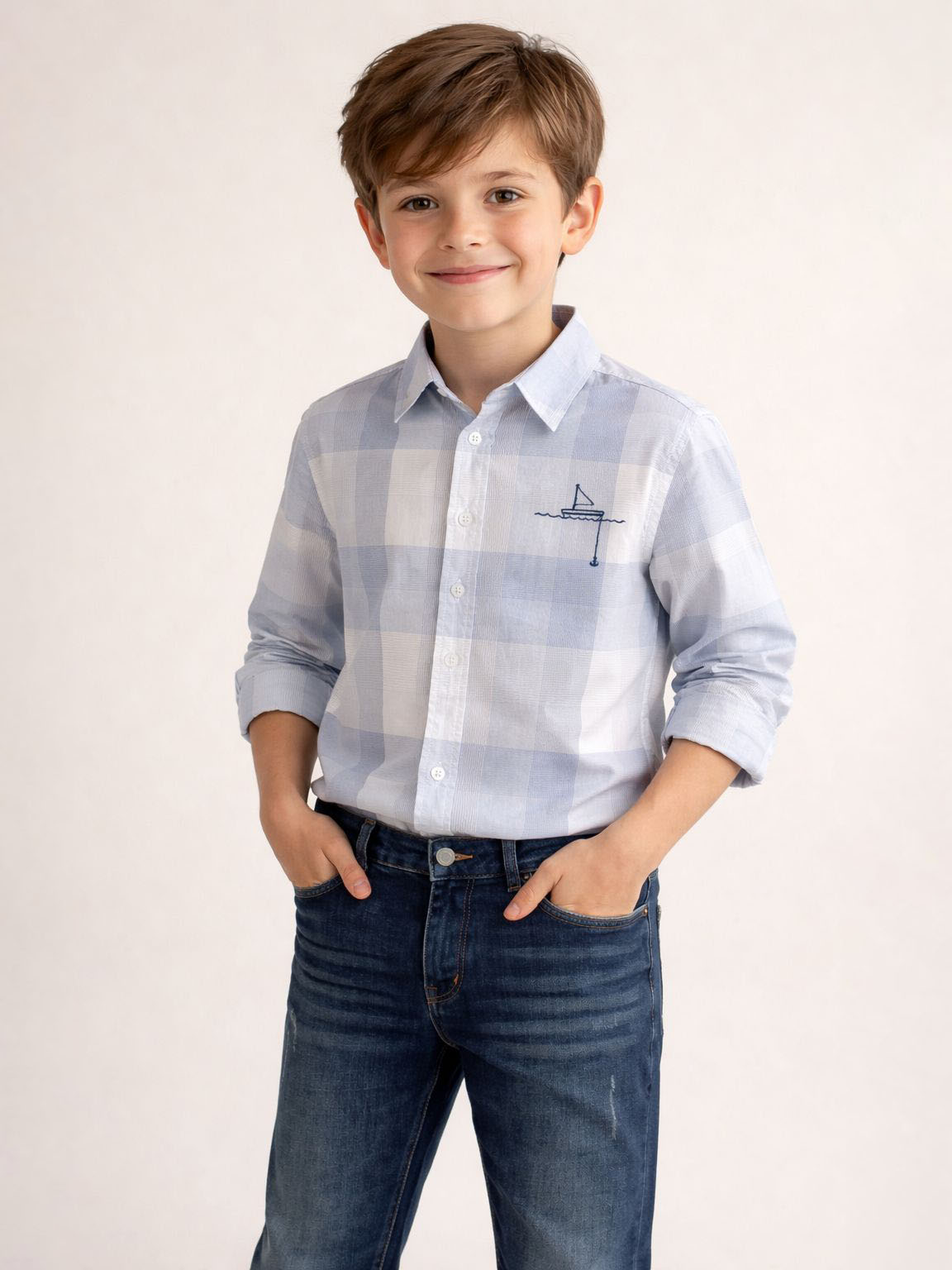 Yelkenli Gömlekli Kot Pantolonlu Takım | Image Not Found